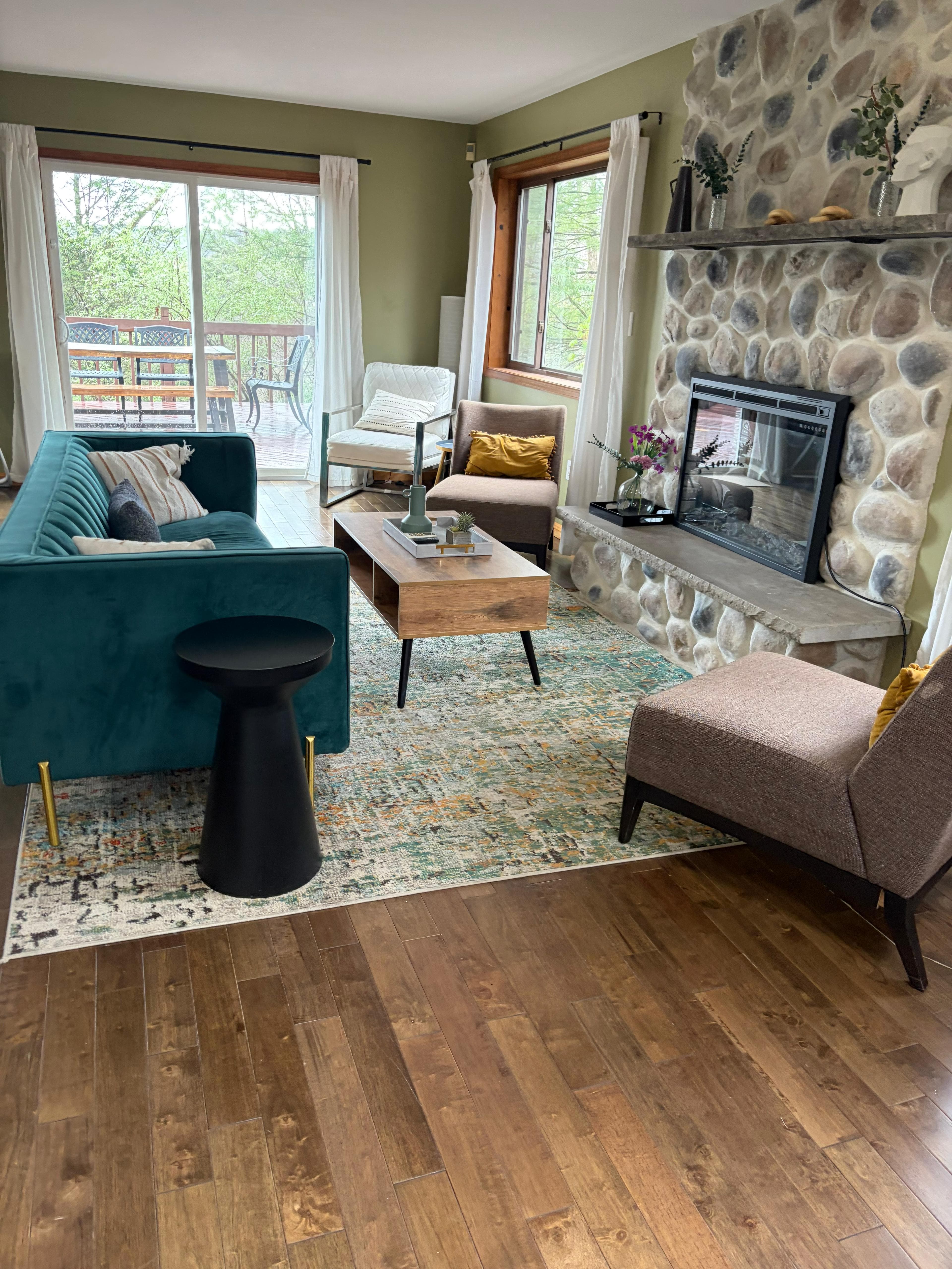 Clean vacation rental living room ready for next guests